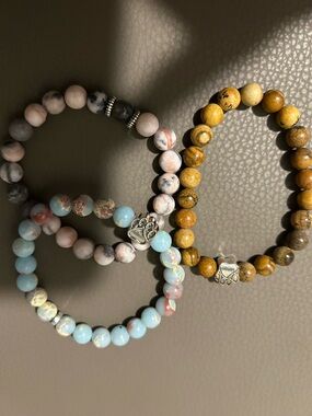 Beaded Stretch Bracelet with Paw Charm - Yellow & Pastel Mix